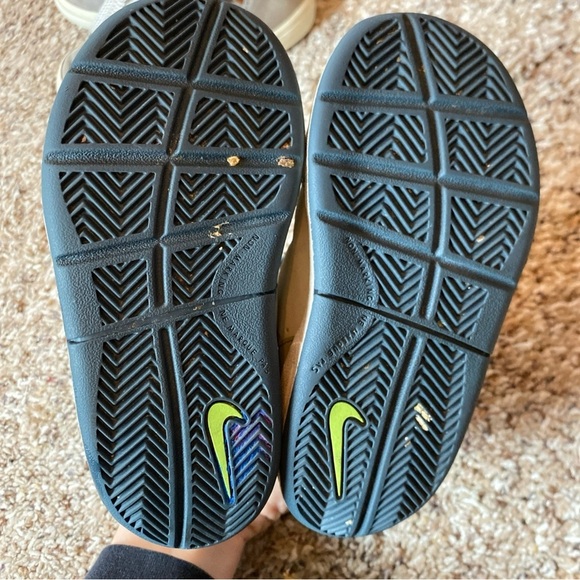 Boys Shoe Bundle Size 9 Nike Old Navy Gray - Picture 5 of 12